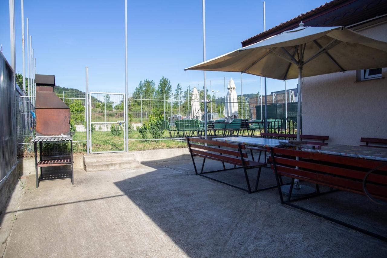 Motel Aris Meridian Piatra Neamţ エクステリア 写真